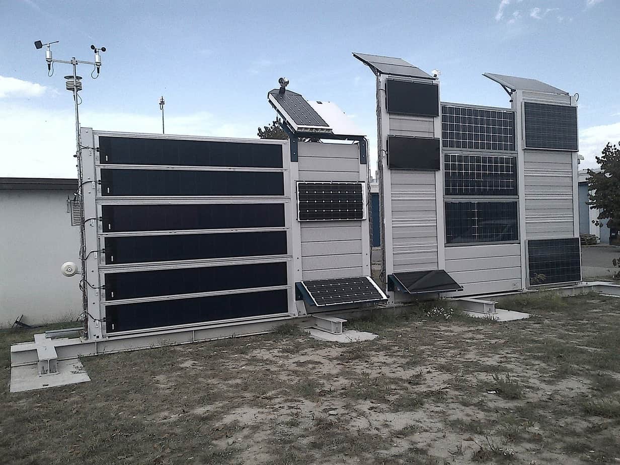 I prototipi di barriera antirumore integrati a sistemi di produzione di energia per via fotovoltaica