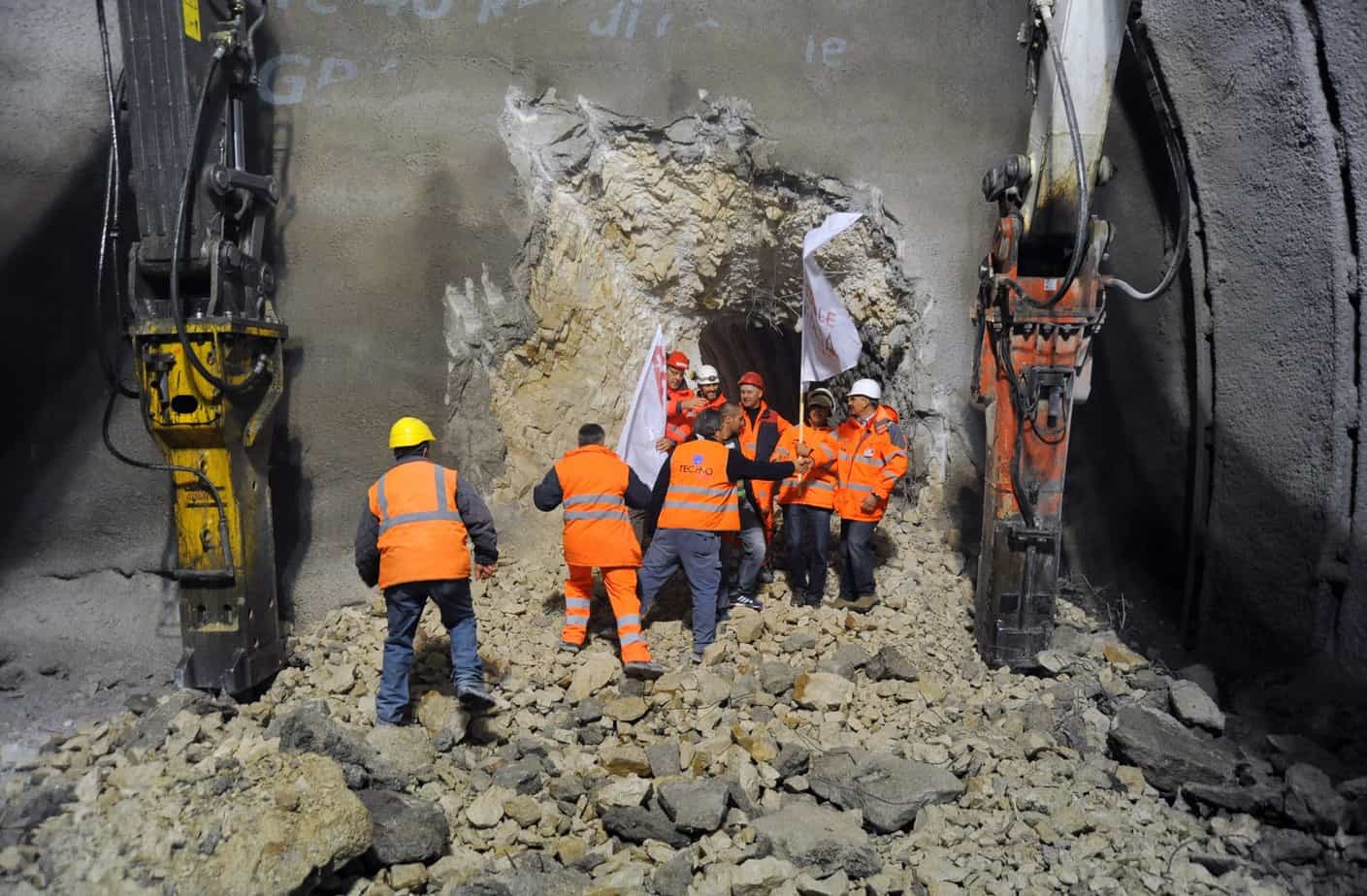 L’abbattimento del diaframma della galleria Pale (frazione di Foligno) che, il 4 Dicembre 2013, portò alla conclusione dello scavo di tutte le gallerie