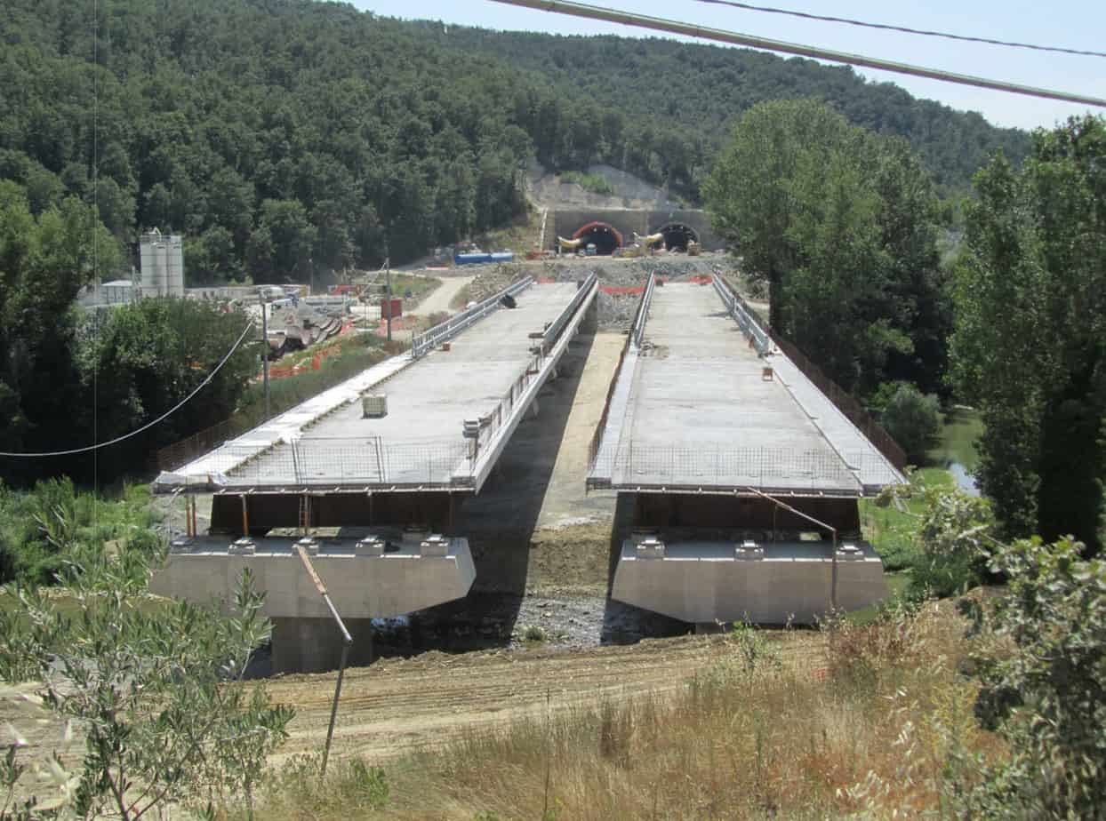 Il viadotto Chiascio II (PG), sulla S.S. 318