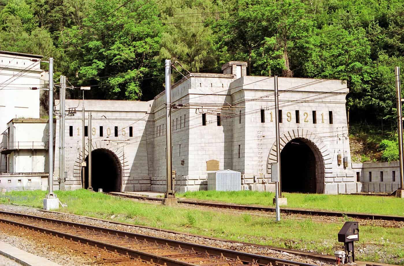 L’ingresso del tunnel ferroviario del Sempione dal lato svizzero