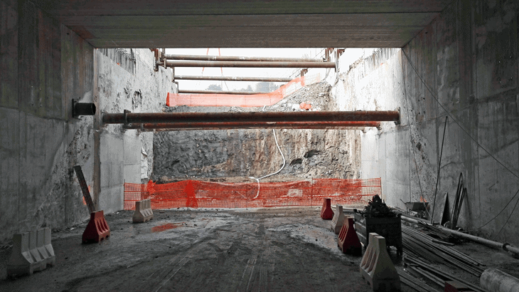 La sezione trasversale tipo delle fasi di scavo nella galleria artificiale