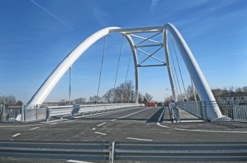 Il nuovo ponte Canozio sul canal Bianco