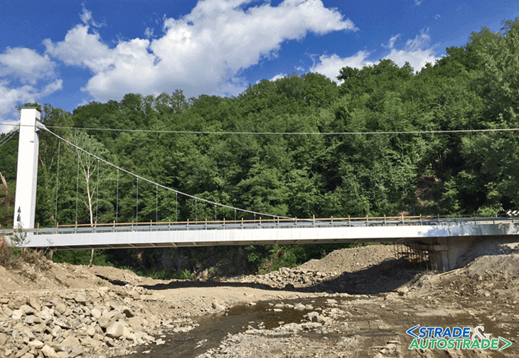 Il ponte sospeso di Castagnetoli