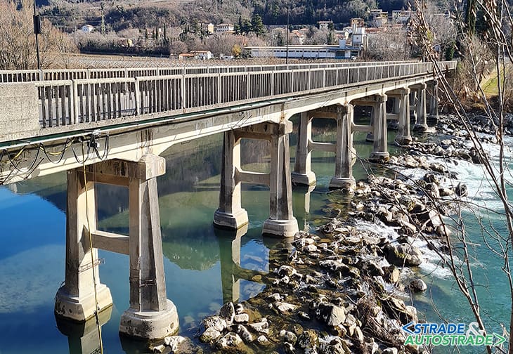 Ponte sull'Adige