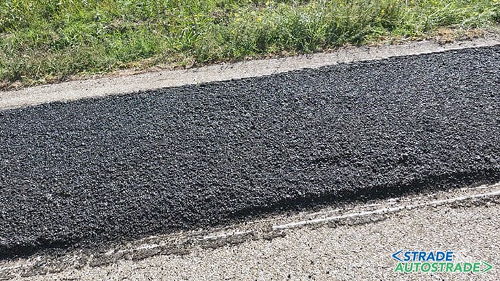 Regenerated asphalt